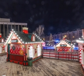Ілюмінація «Містечко зимових розваг», Палац Україна