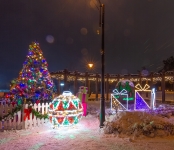 Конструкции для новогодней иллюминации парка, Киев
