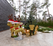 Сани Санты с оленями Сани Санты с оленями